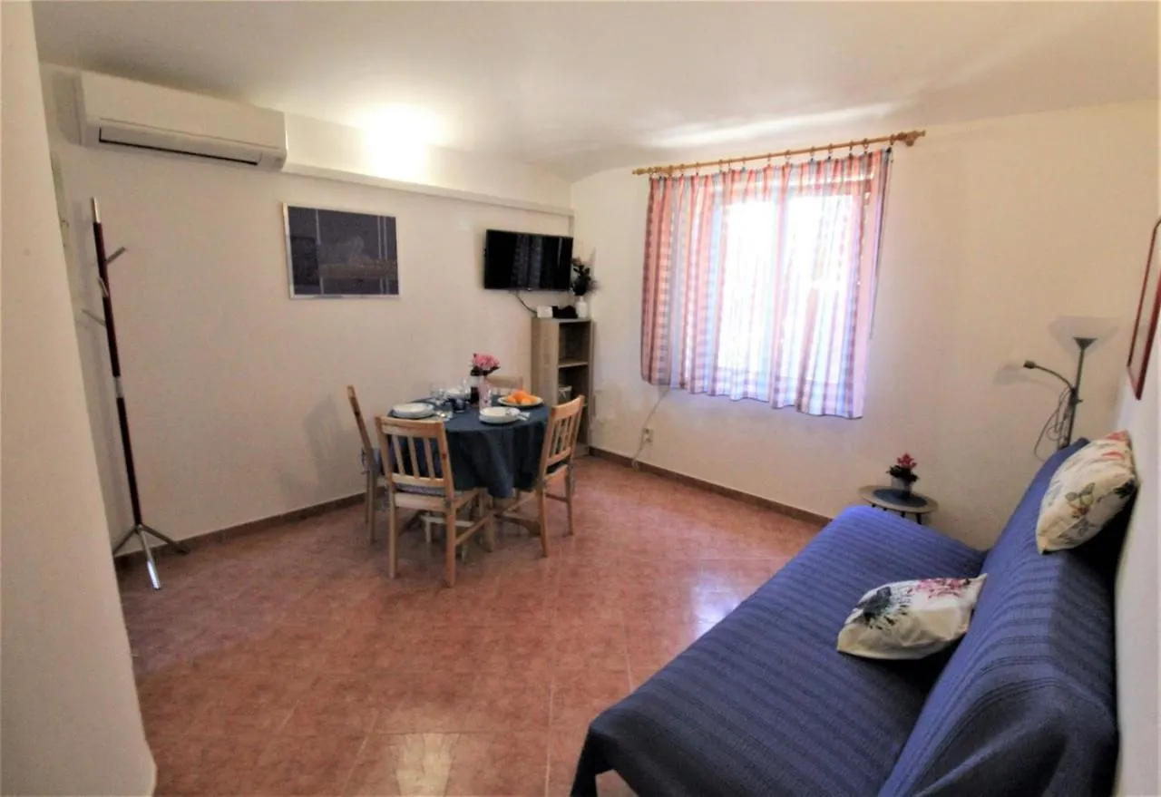 Pensionat Apartments Graziella Zambratija