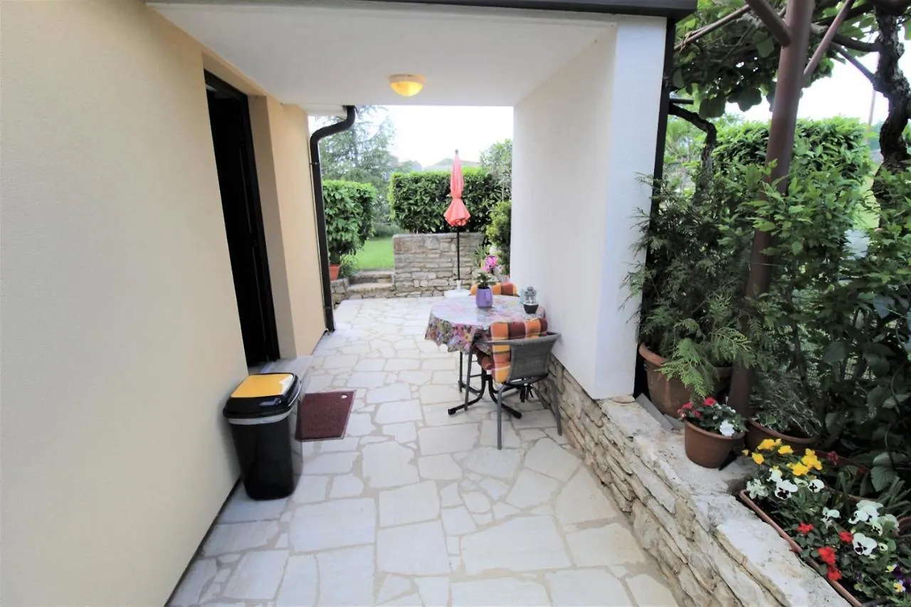 Apartments Graziella Zambratija Pensionat